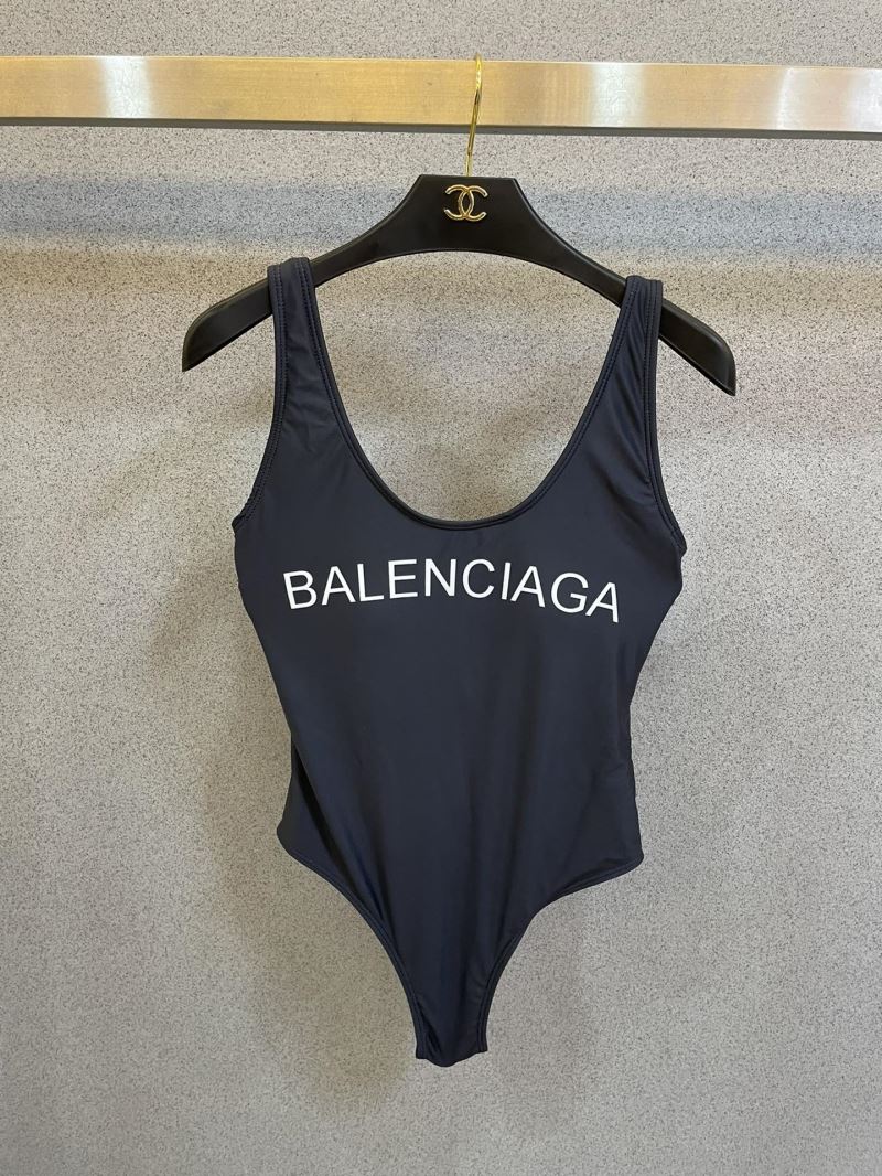 BALENCIAGA